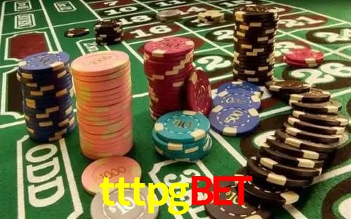 Comparação APP mobile vs versão web da tttpgbet